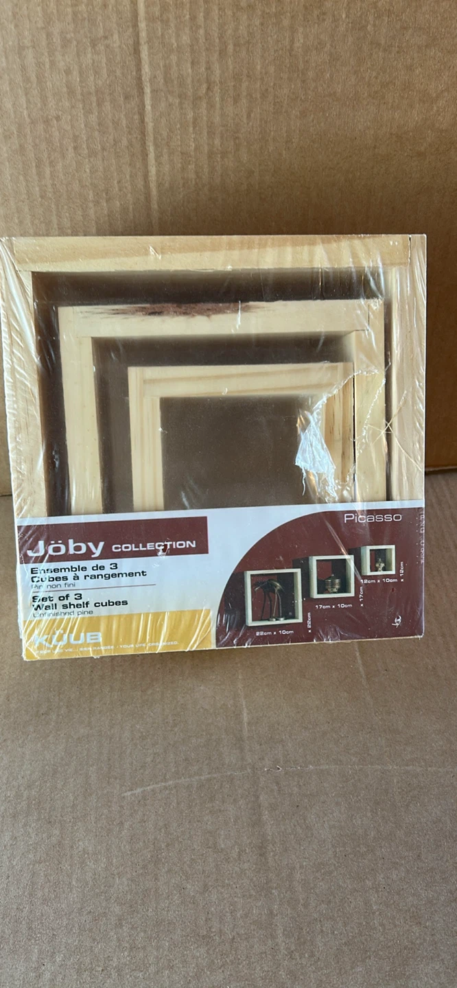 Küub Jöby Collection Picasso Wall Shelf Cubes