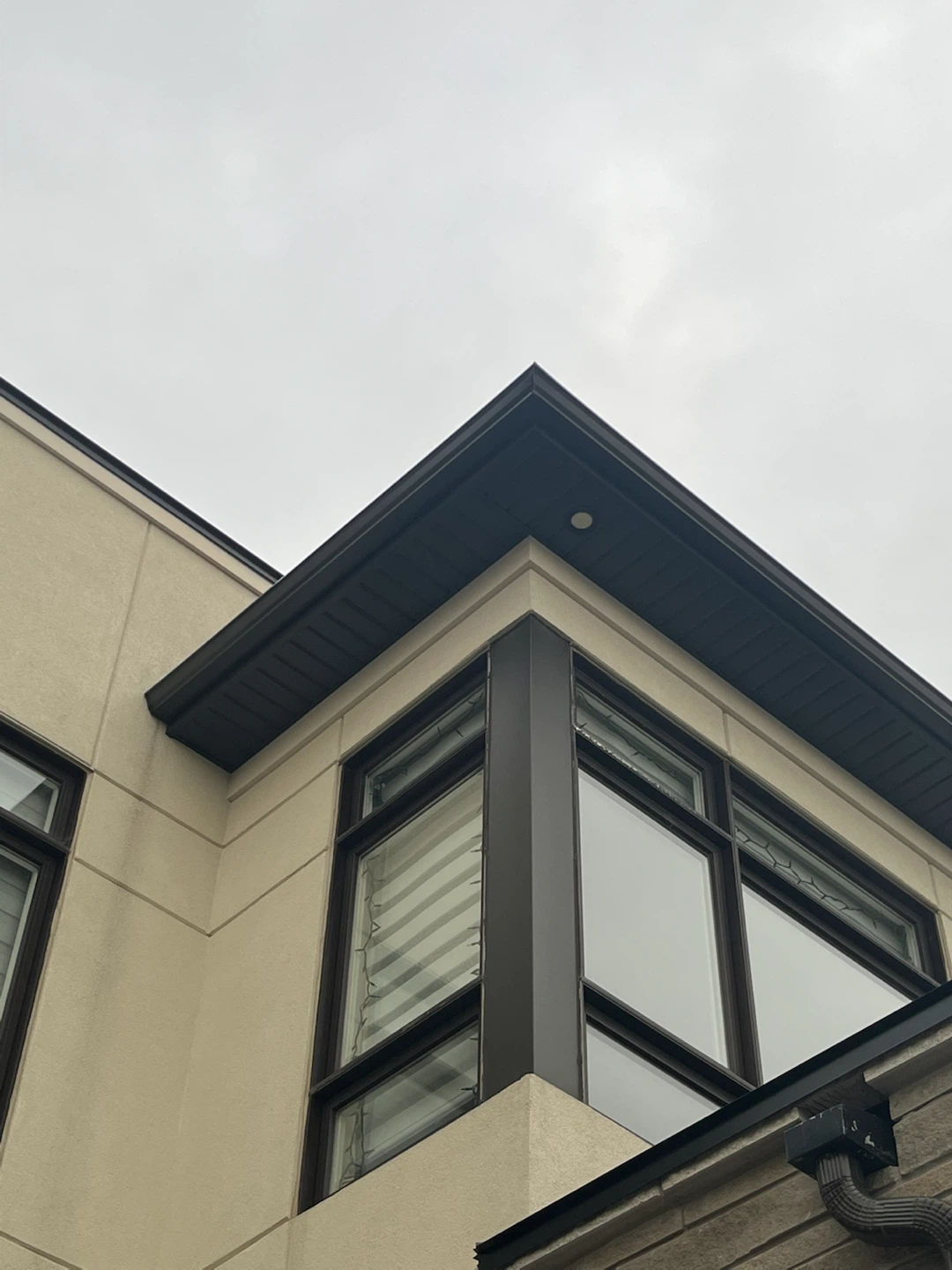 Professional Downspout Repair Service - photo 4