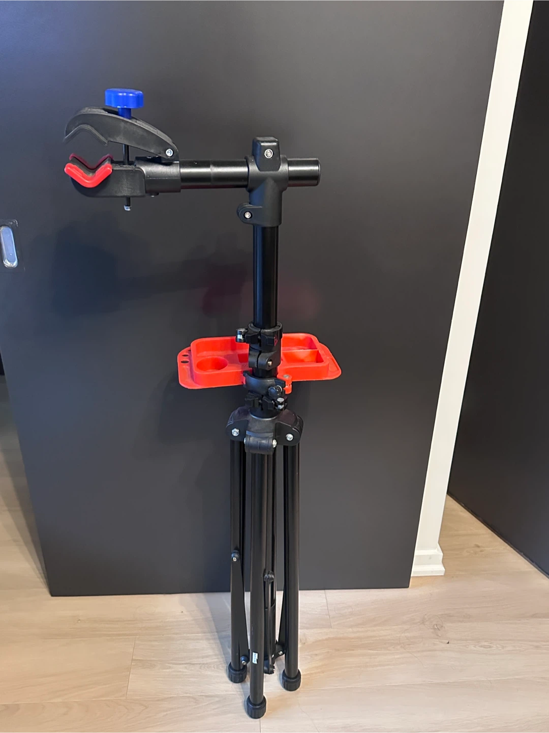 Adjustable Bicycle Repair Stand