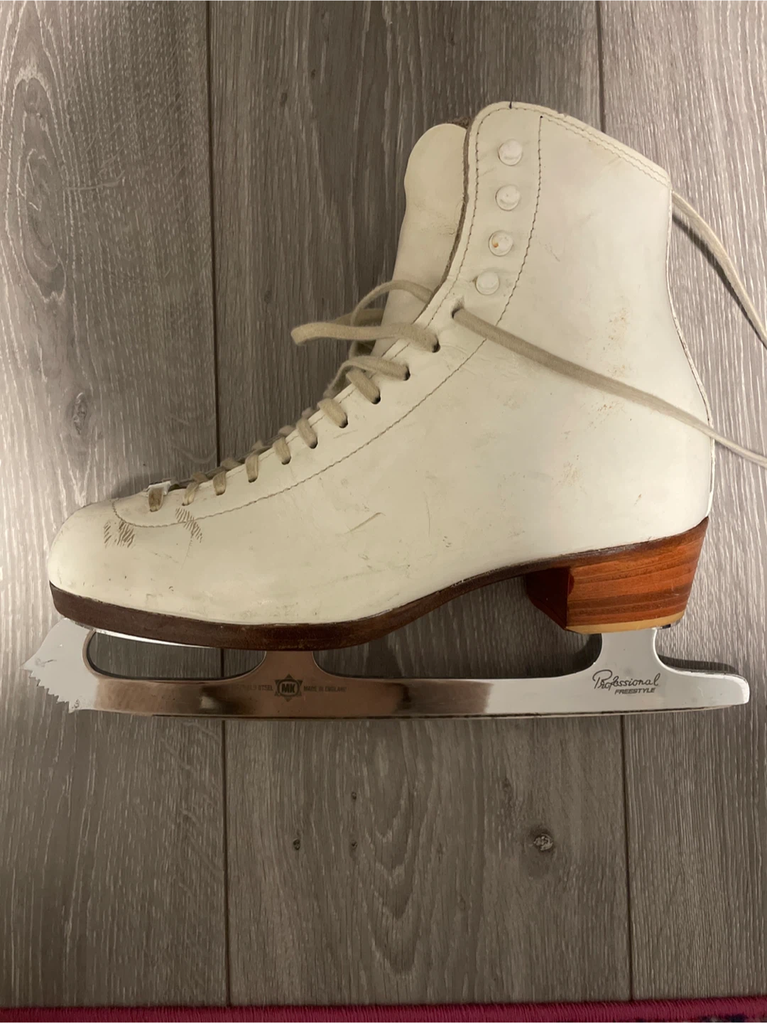 Riedell Figure Skates 7.5
