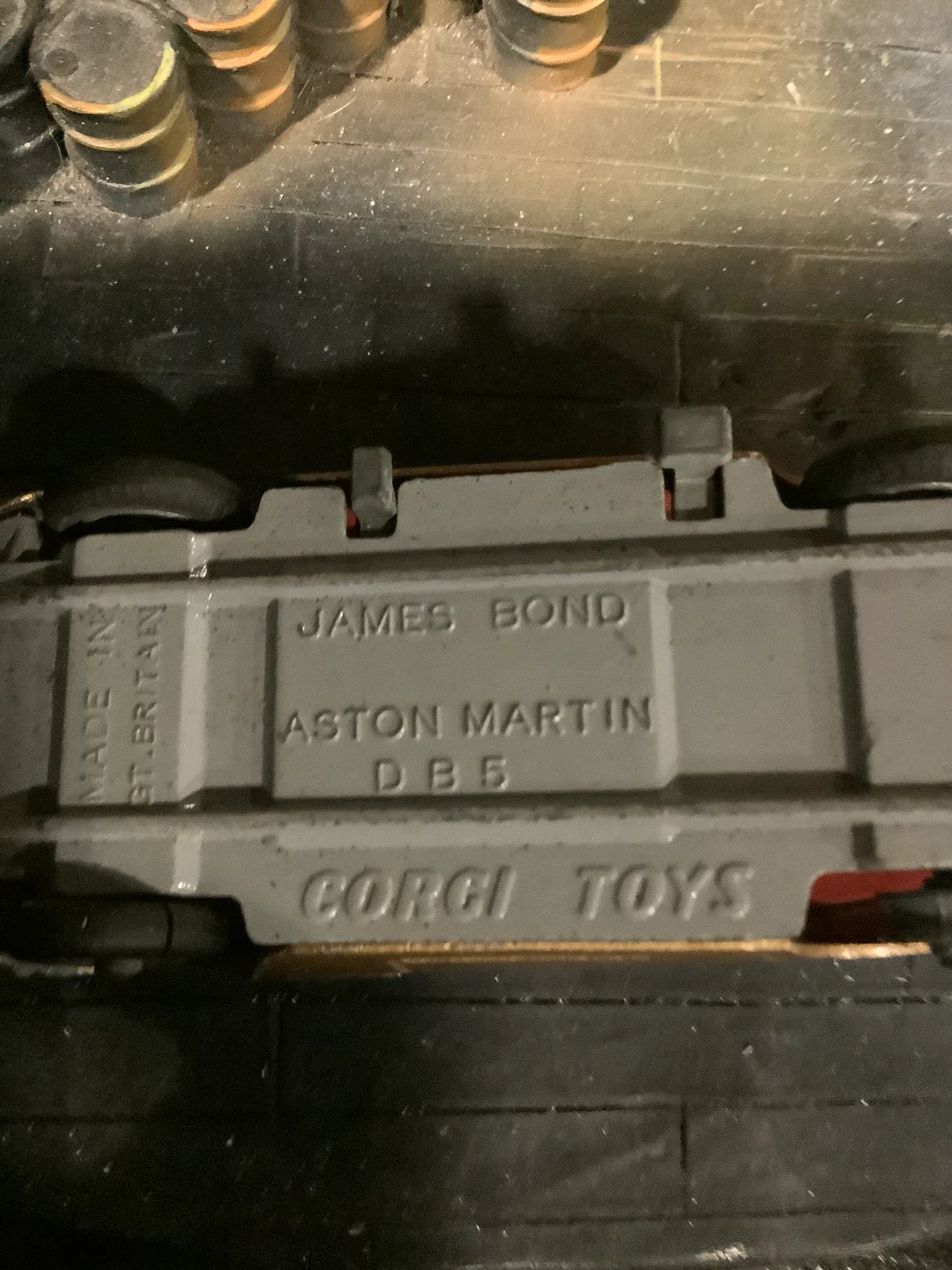 Vintage Corgi Toys Aston Martin DB5 - photo 5