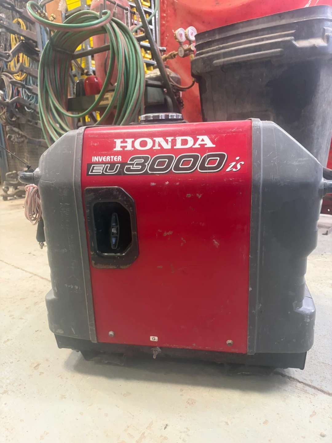 Honda EU3000is Inverter Generator