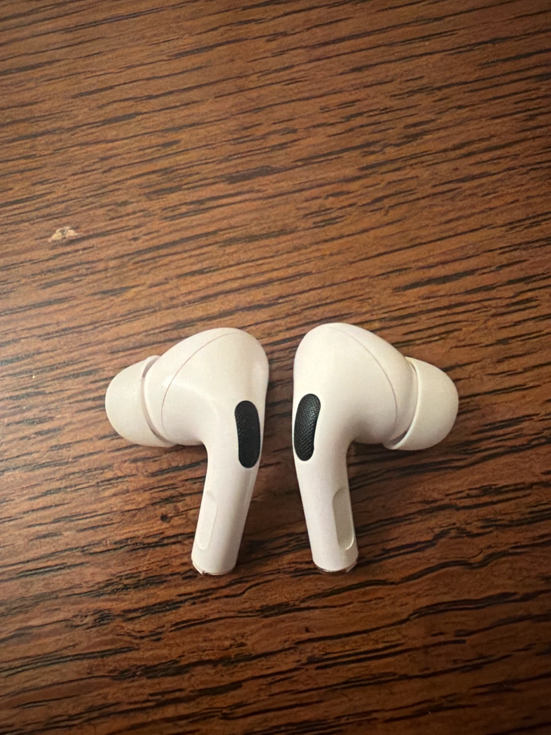 White Wireless Earbuds with Charging Case - photo 2
