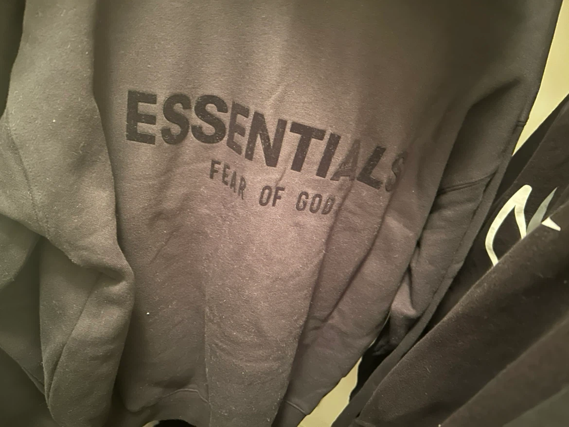 Essentials Fear of God Hoodie Black - photo 3