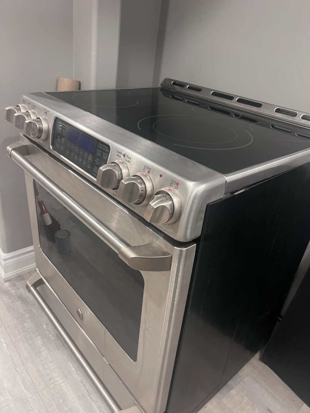 GE Cafe Series Electric Range