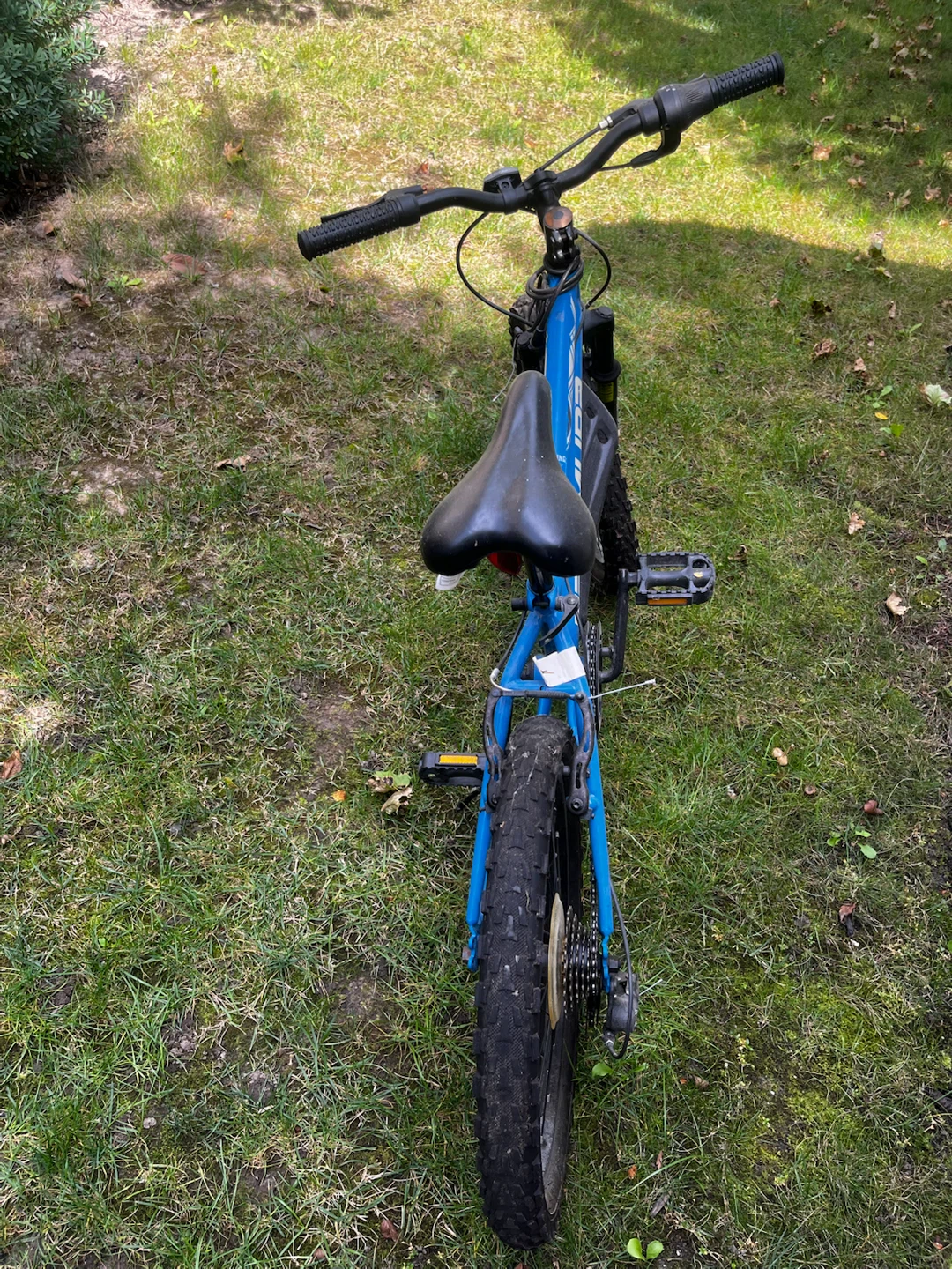 Nakamura 20-inch Blue Mountain Bike - photo 3