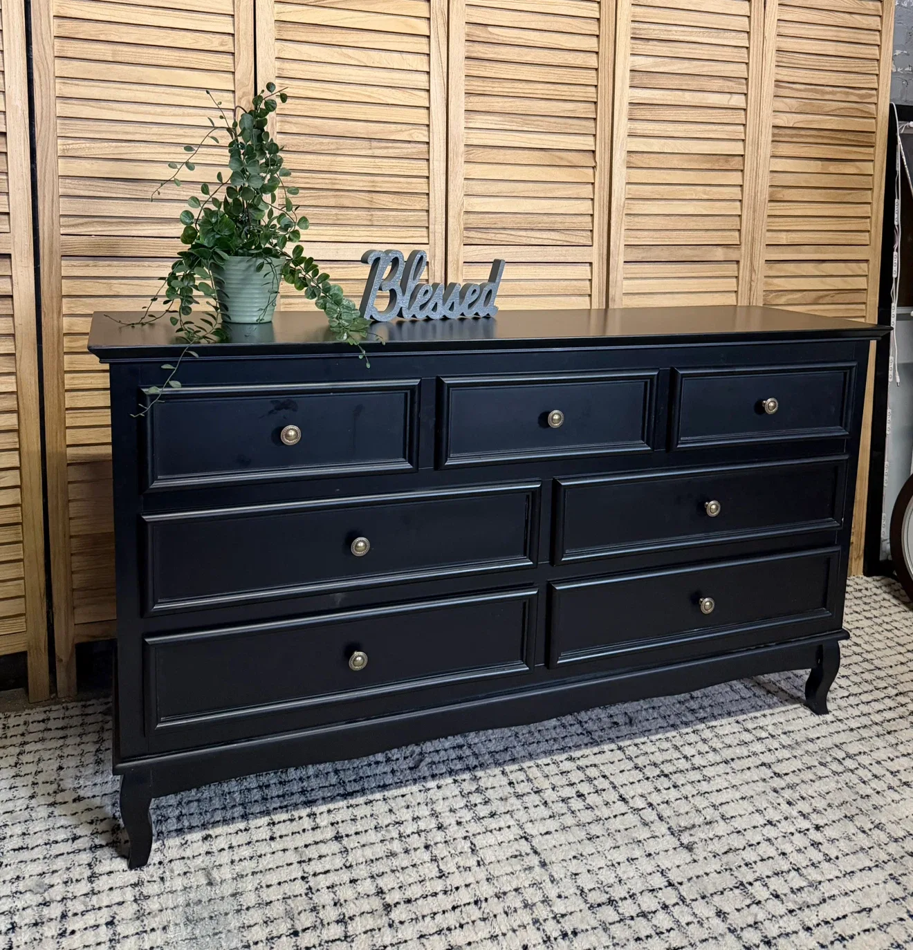 Dresser