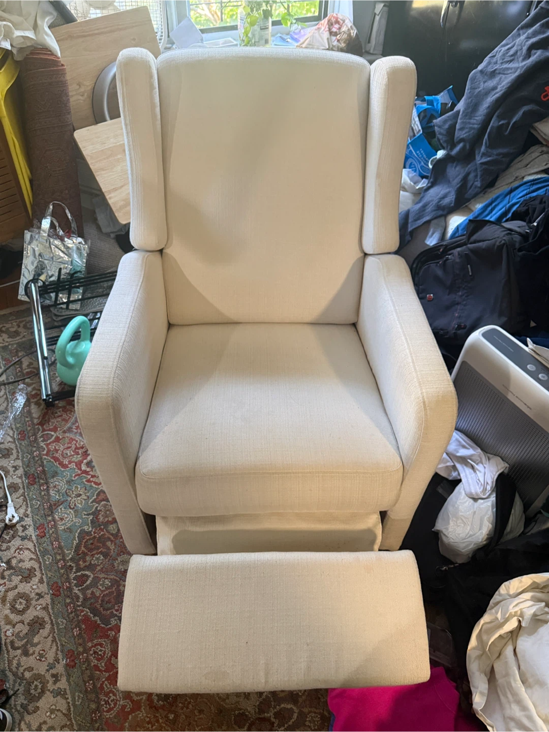 Cream Upholstered Recliner , swinging Chair , well made - photo 4