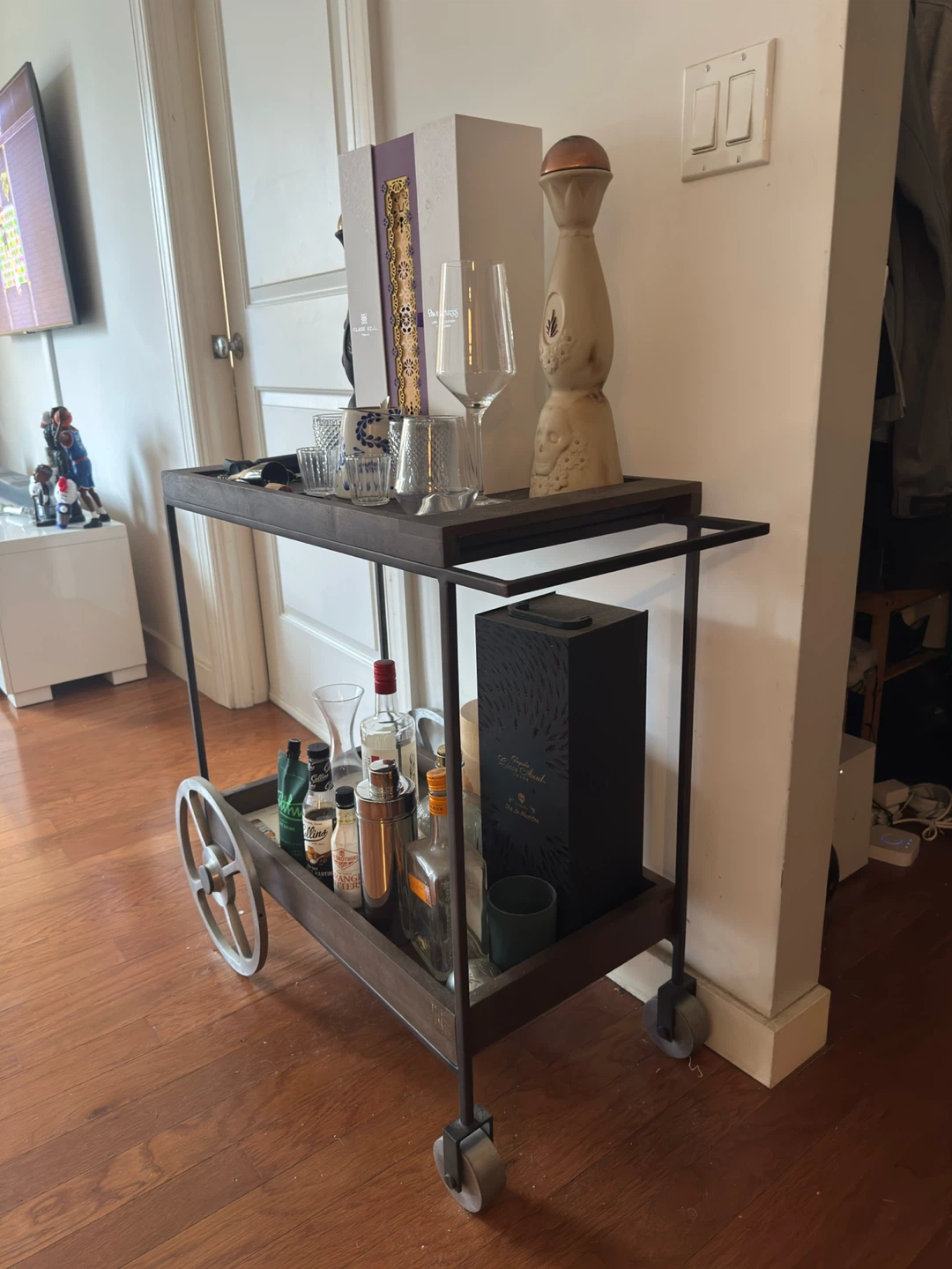 Beautiful Industrial Rolling Bar Cart - photo 2