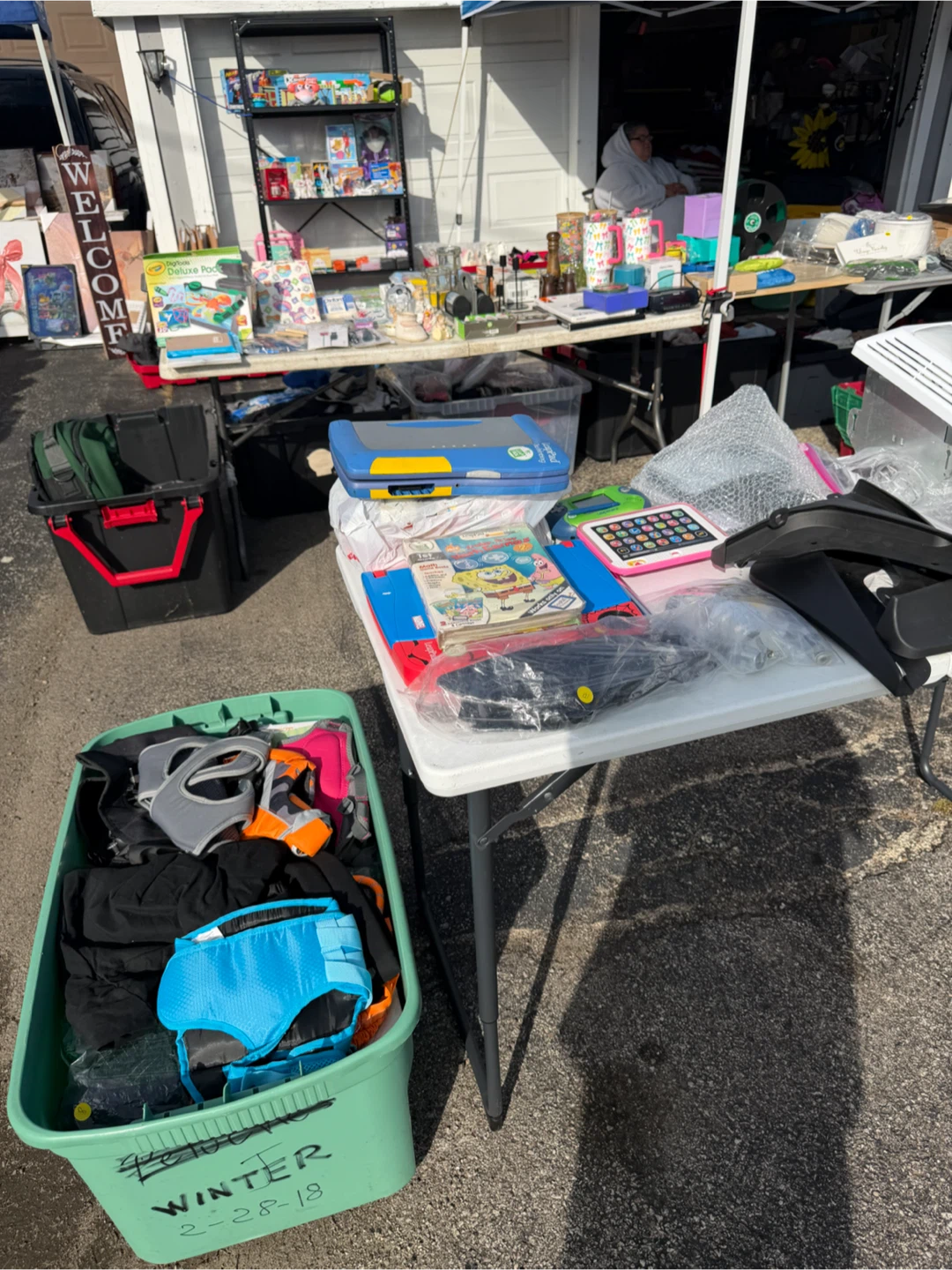 Garage sale 11241 W Grand Ave Melrose Park IL 60164 - photo 4