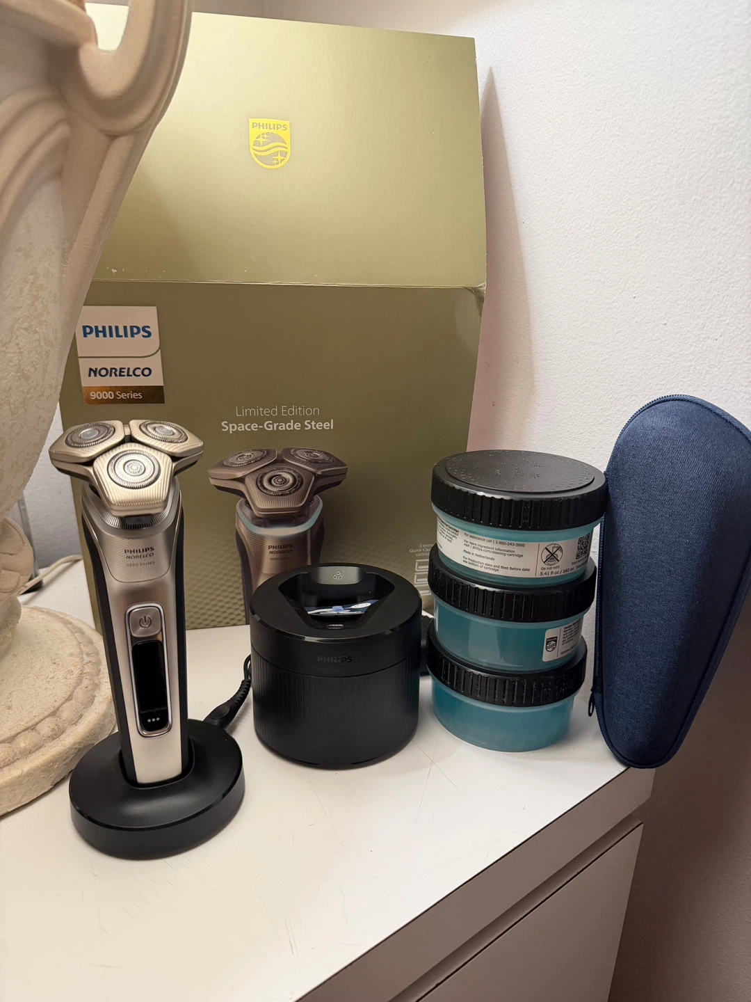 Philips Norelco 9000 Series Limited Edition Shaver