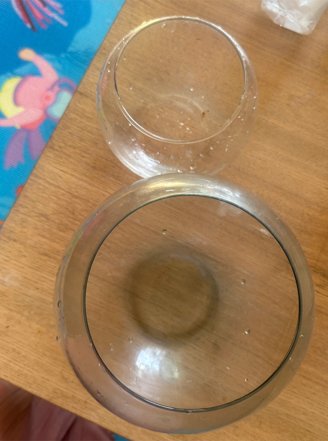 Two Clear Glass Bowls - photo 3