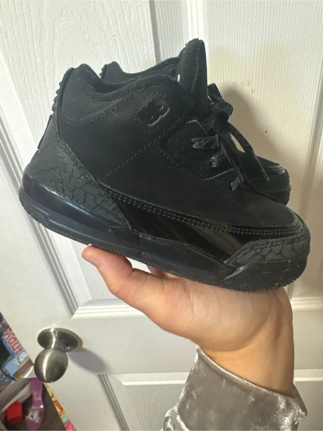 Jordan 3 Toddler Shoes Black size 8 - photo 2