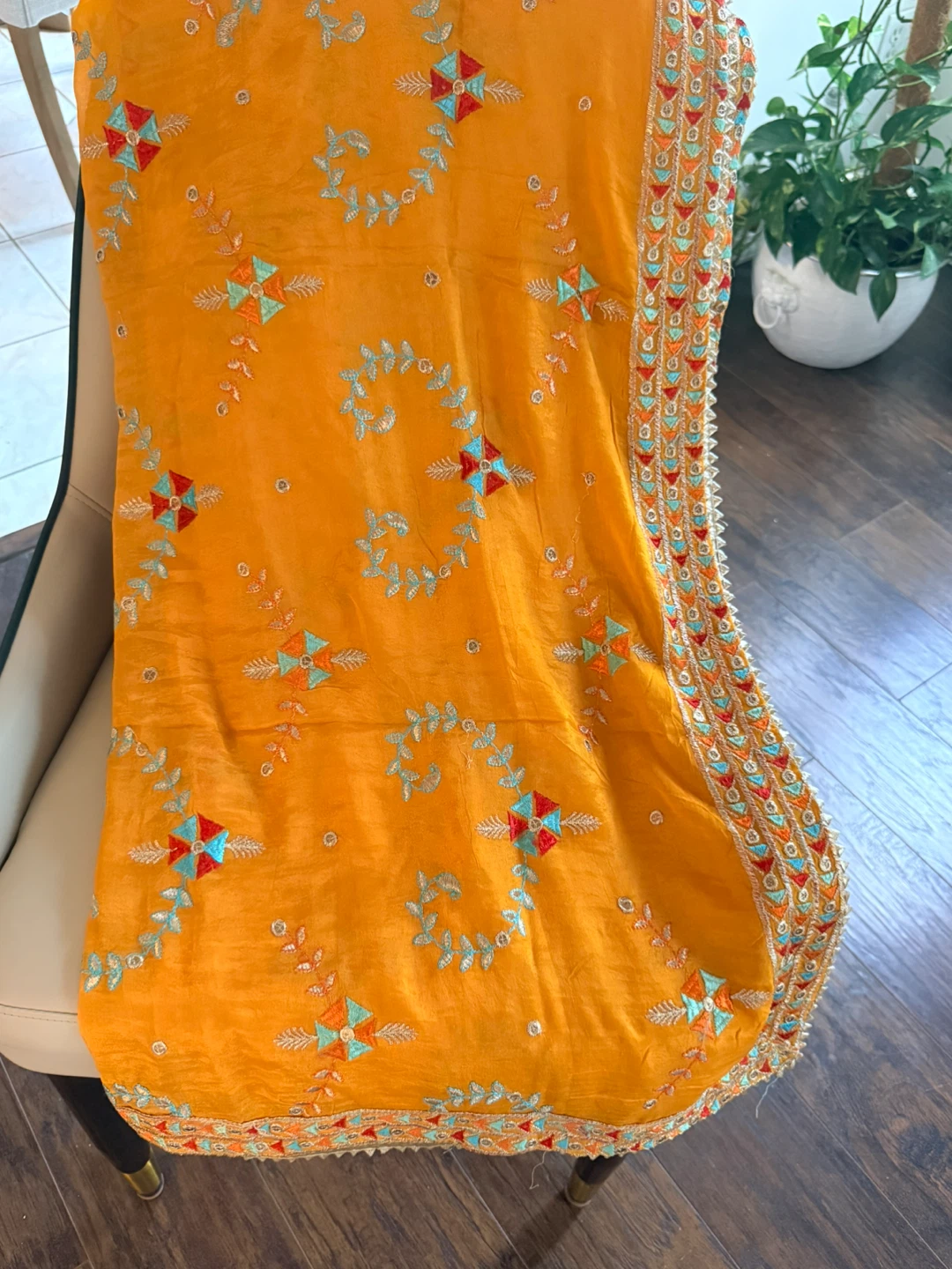 Embroidered Mustard Dupatta - photo 4