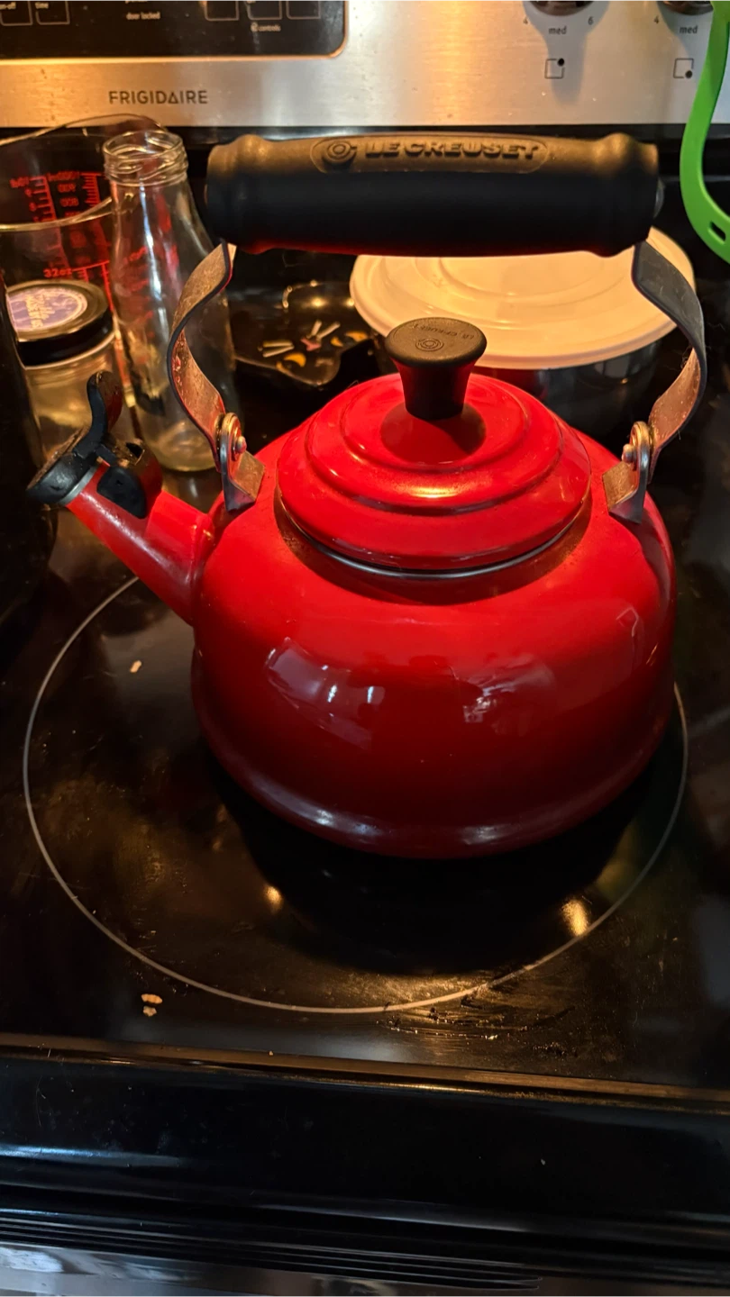 Le Creuset Enamel on Steel Whistling Kettle - photo 3