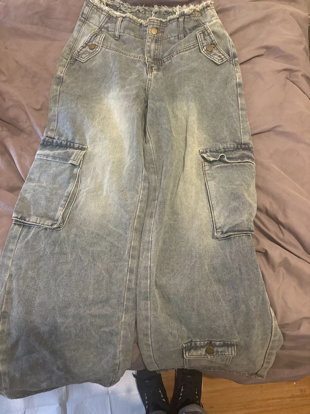 Light wash denim cargo pants