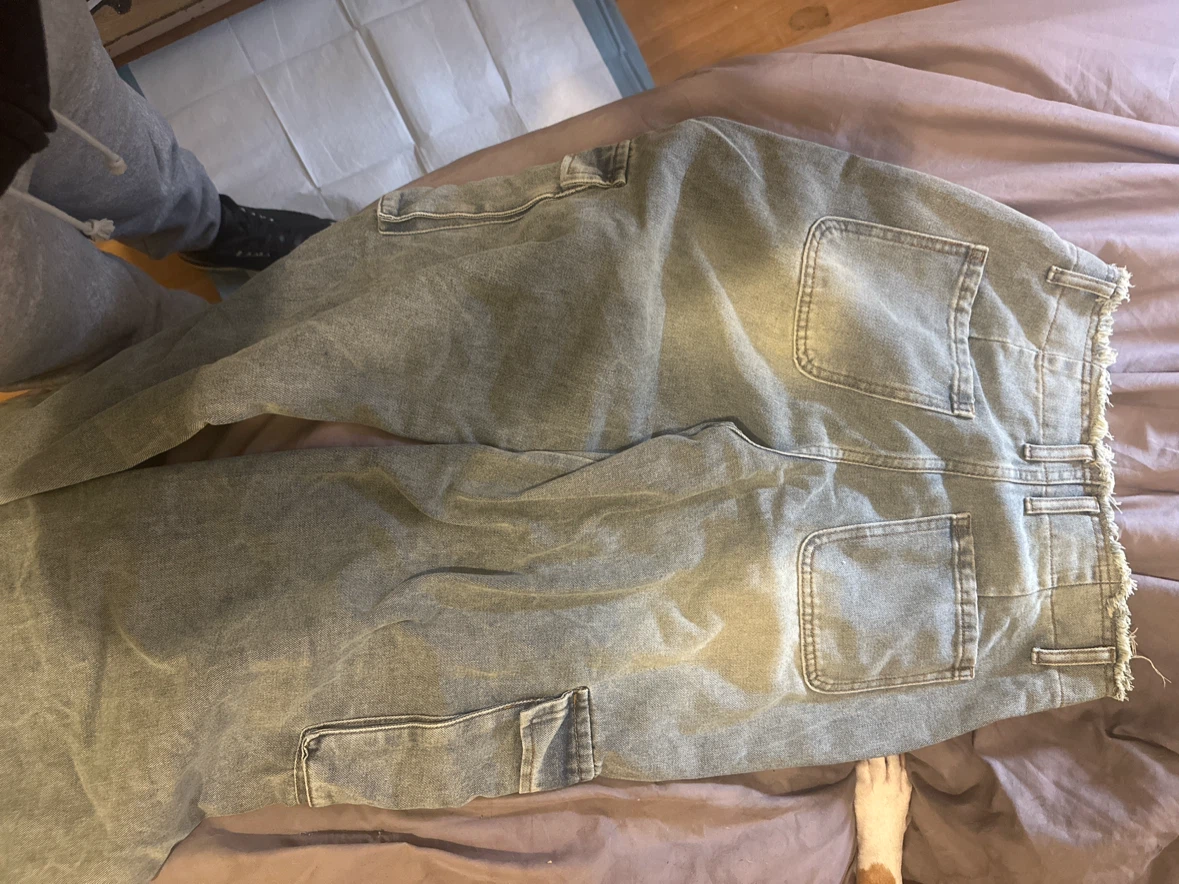 Light wash denim cargo pants - photo 2