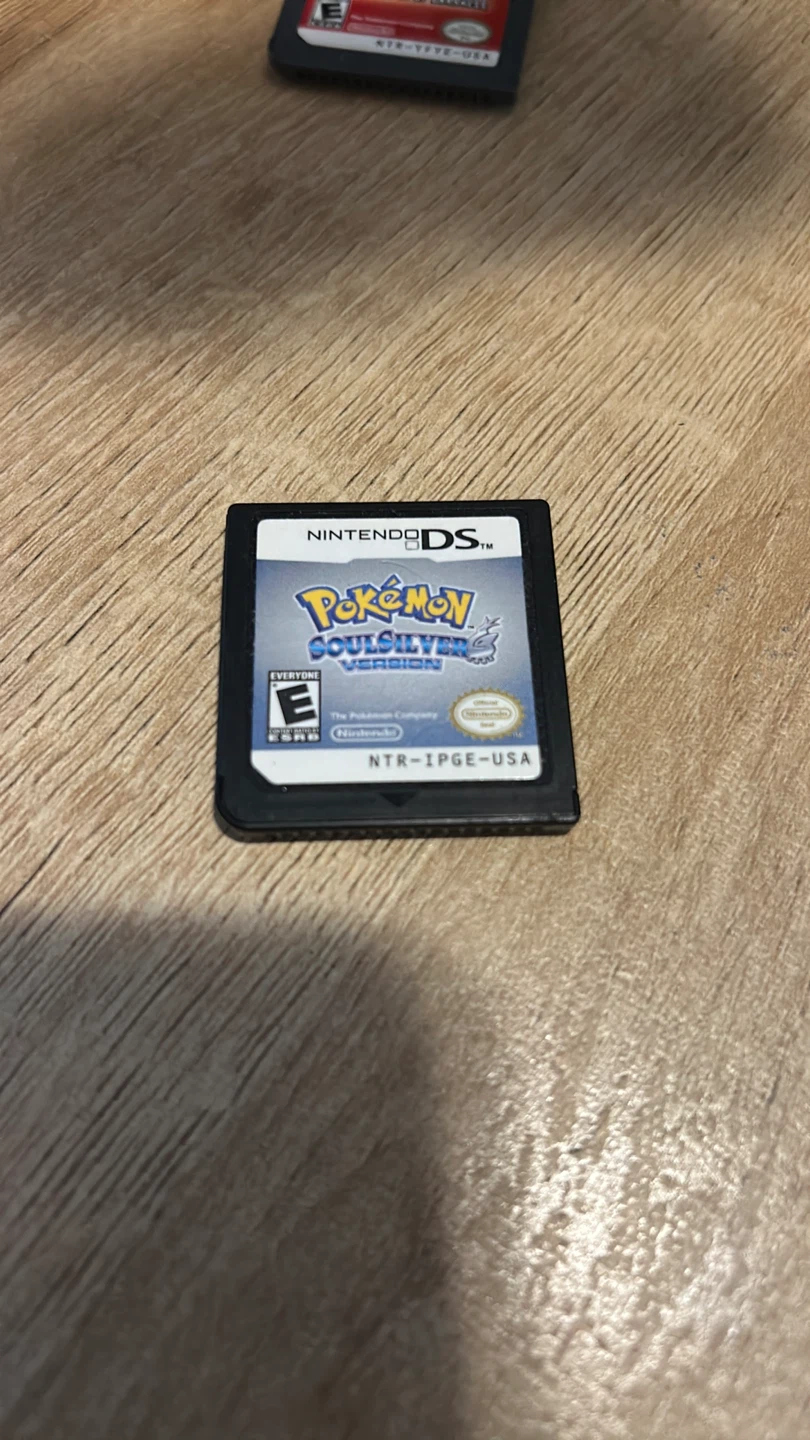 Pokemon SoulSilver Version authentic