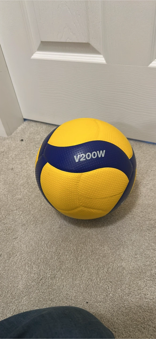 Mikasa V200W Volleyball - photo 3
