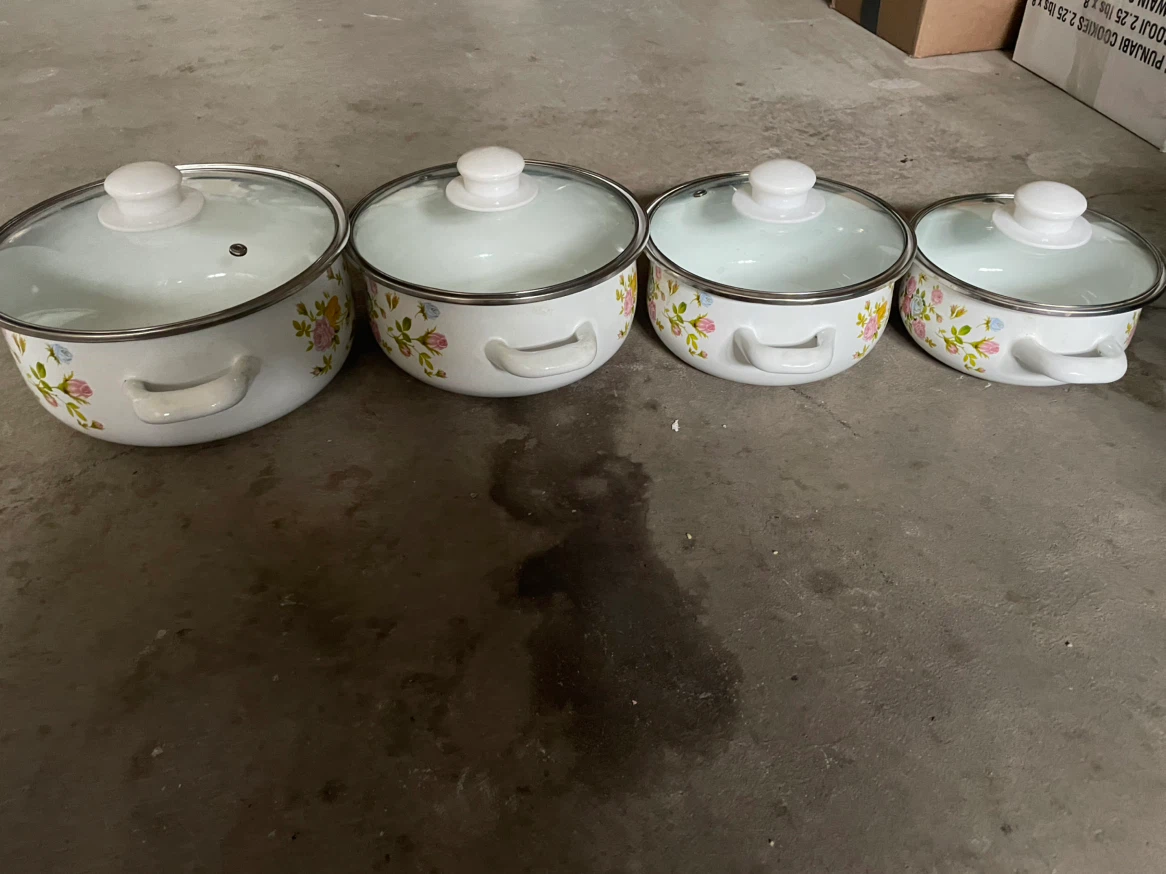 Set of 4 Enamel Cooking Pots with Lids - photo 4