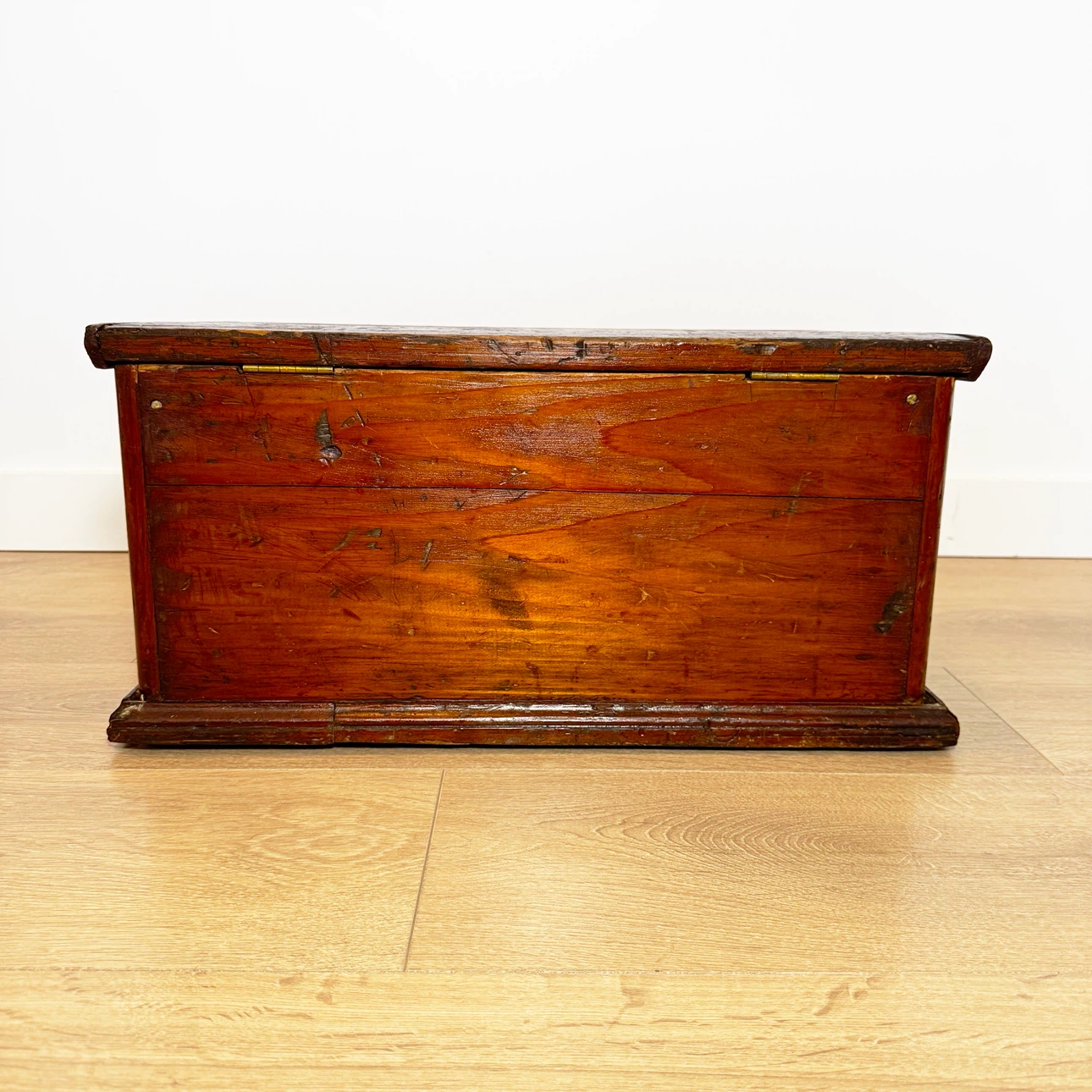 Vintage rustic storage trunk - photo 3