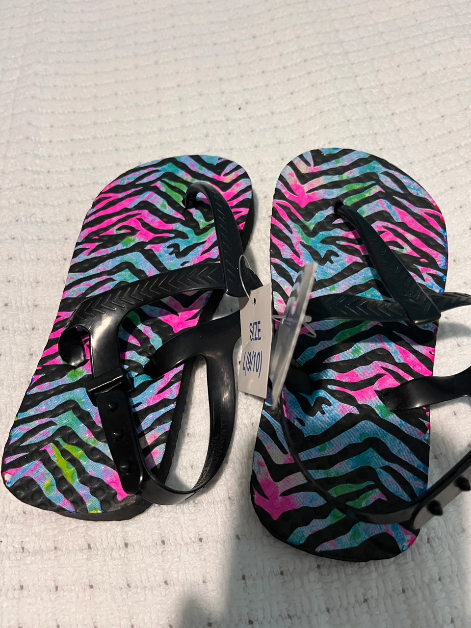 3 Pairs of Sandals Size L (9/10) - photo 2
