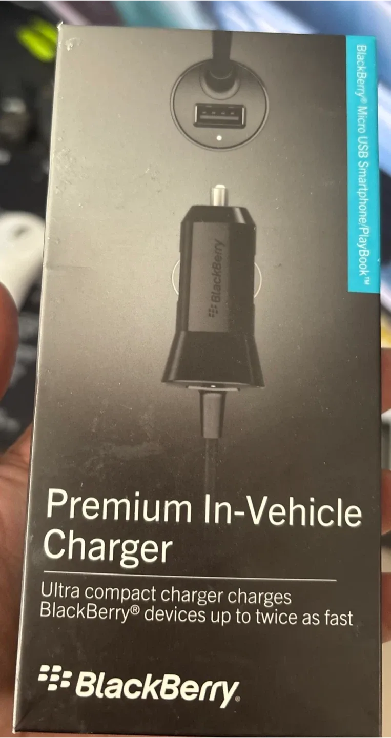 BlackBerry Premium In-Vehicle Charger 🏈
