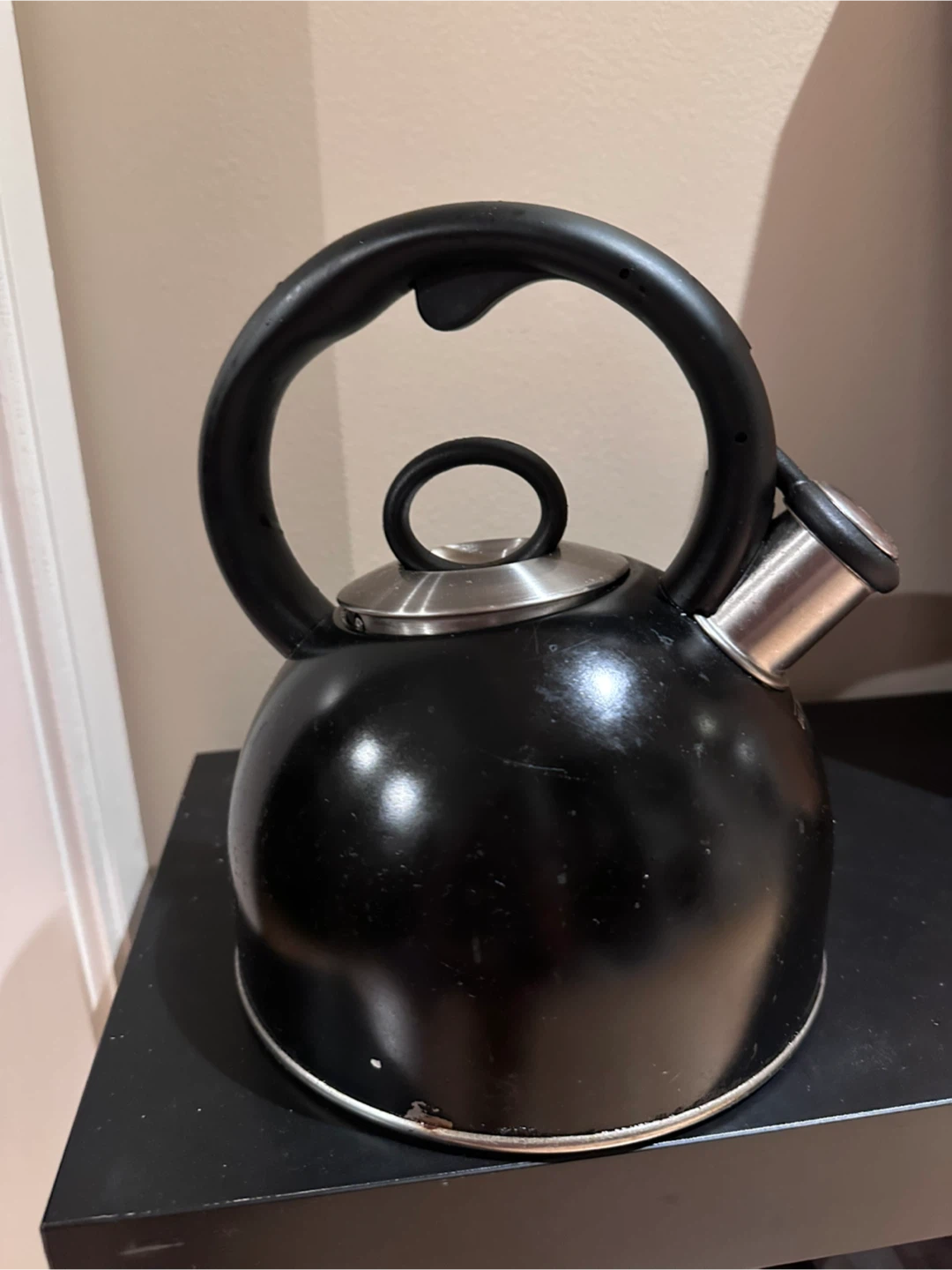 Stovetop Whistling Kettle 🏈