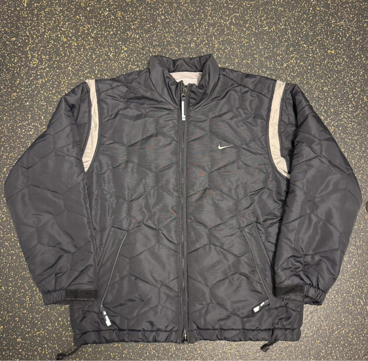 Vintage Nike Quilted Zip-Up Jacket