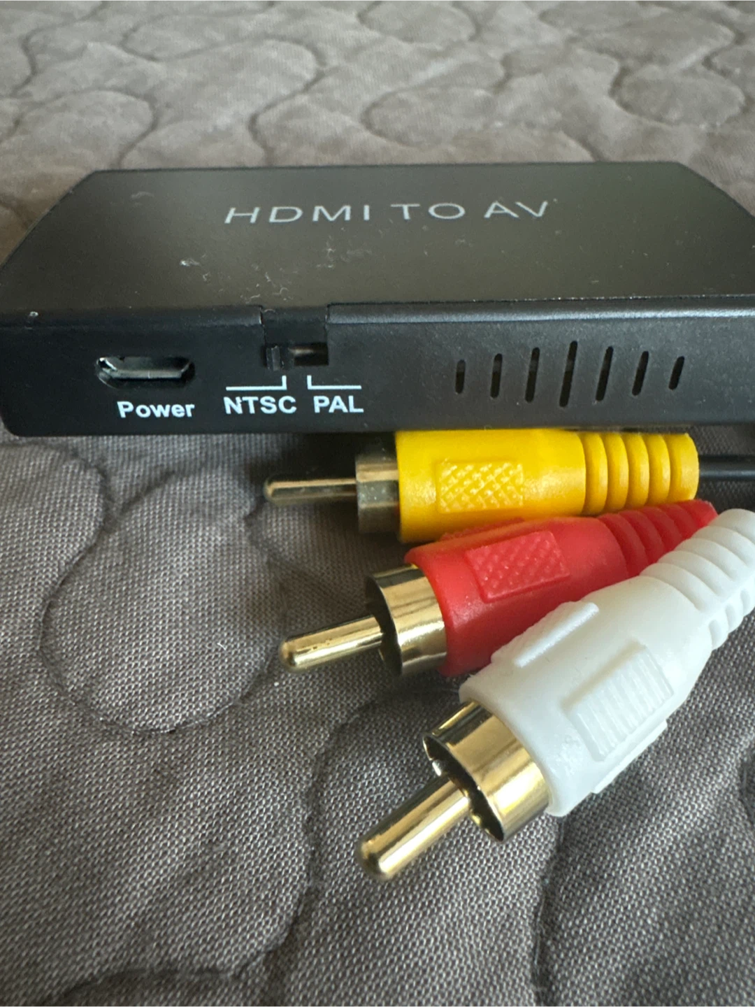 HDMI to AV Converter - photo 3