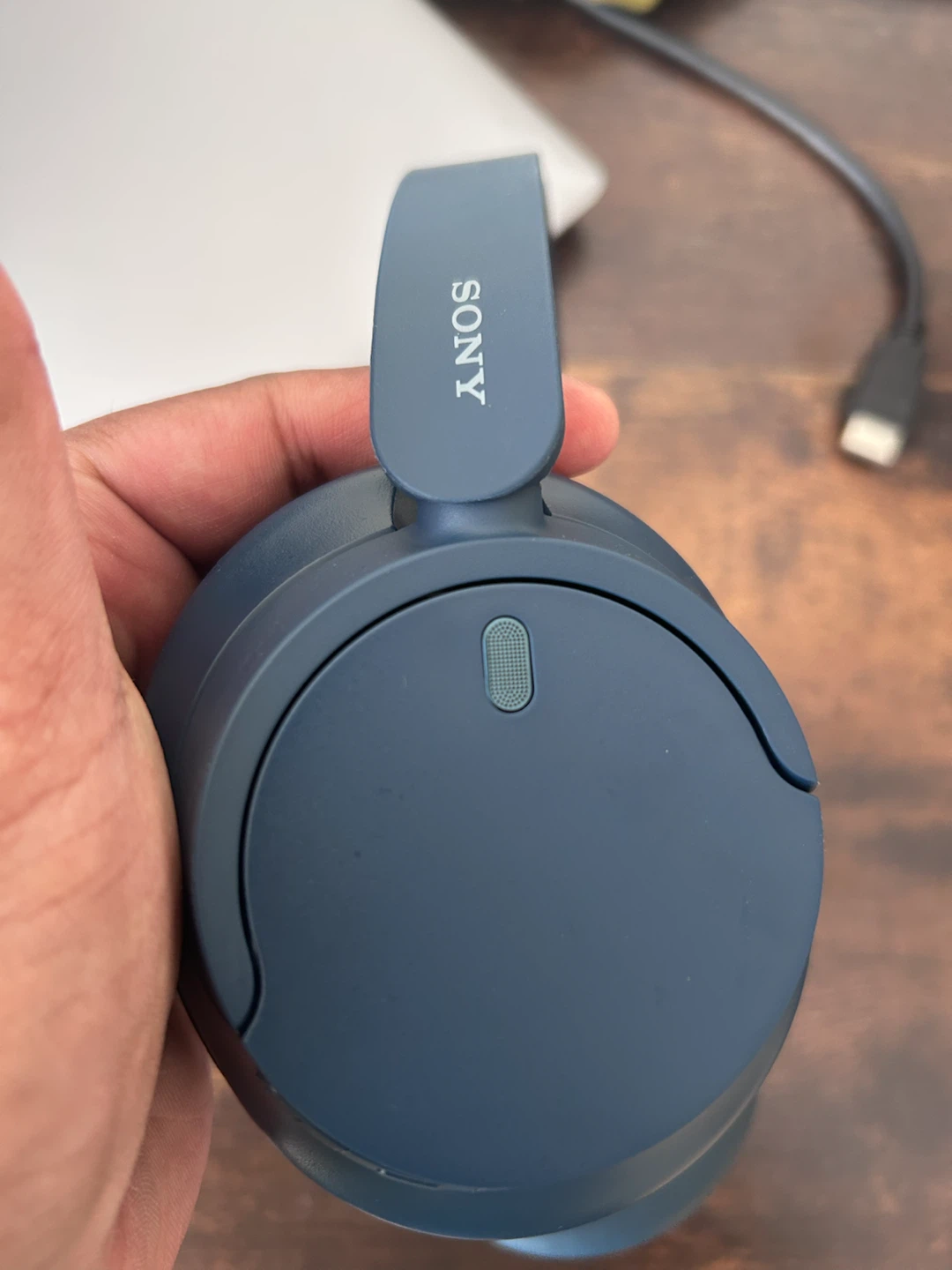 Sony WH-CH720N Noise Cancelling Headphones - photo 3