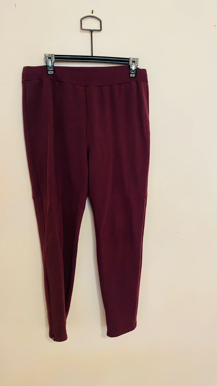 Barefoot dreams size m pants - photo 2