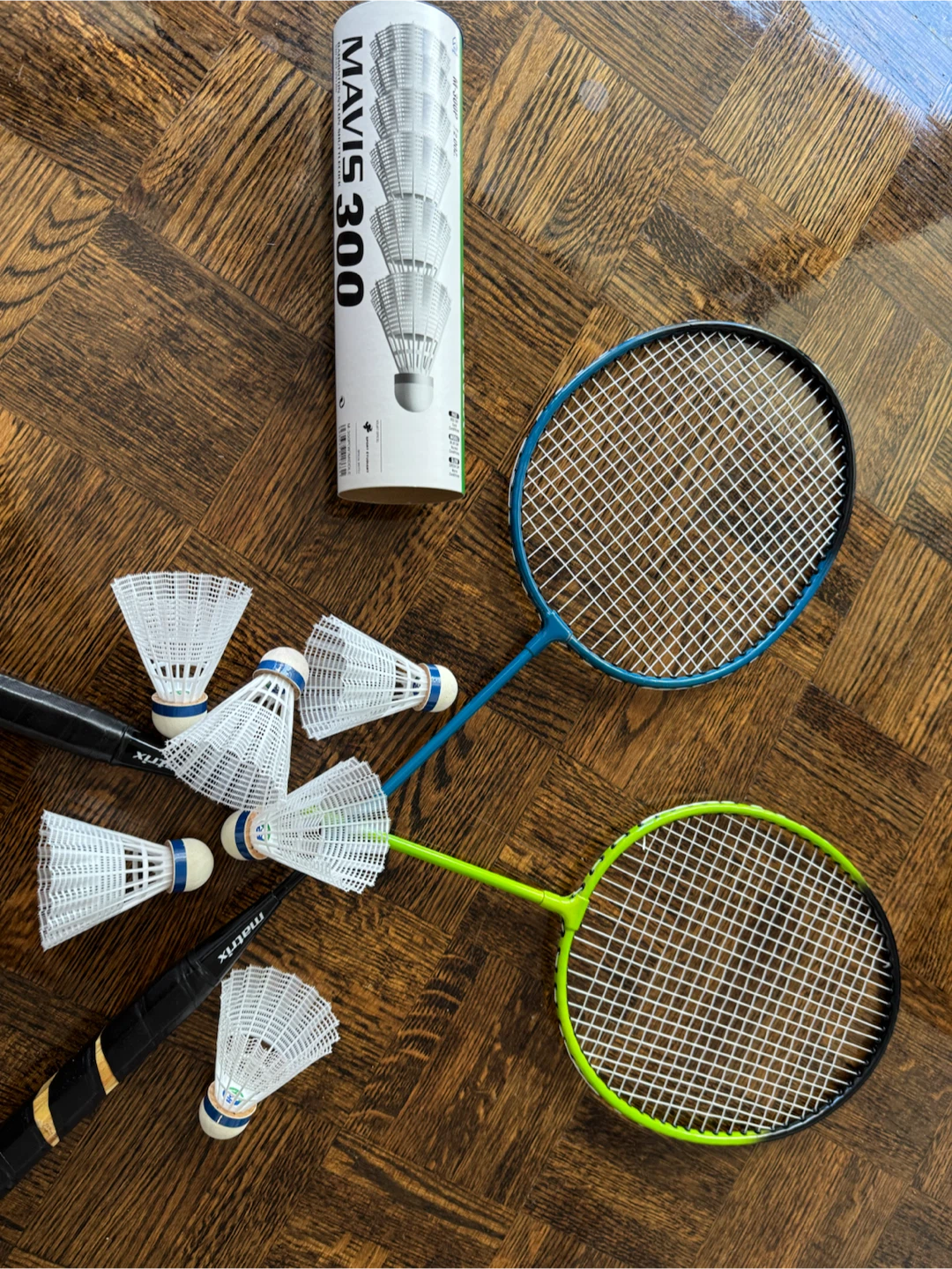 Badminton Rackets and Yonex Shuttlecocks - photo 2