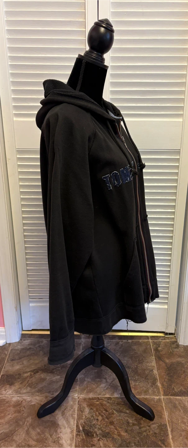 ✨✨Tommy Hilfiger Zip-Up Hoodie Size L - photo 2