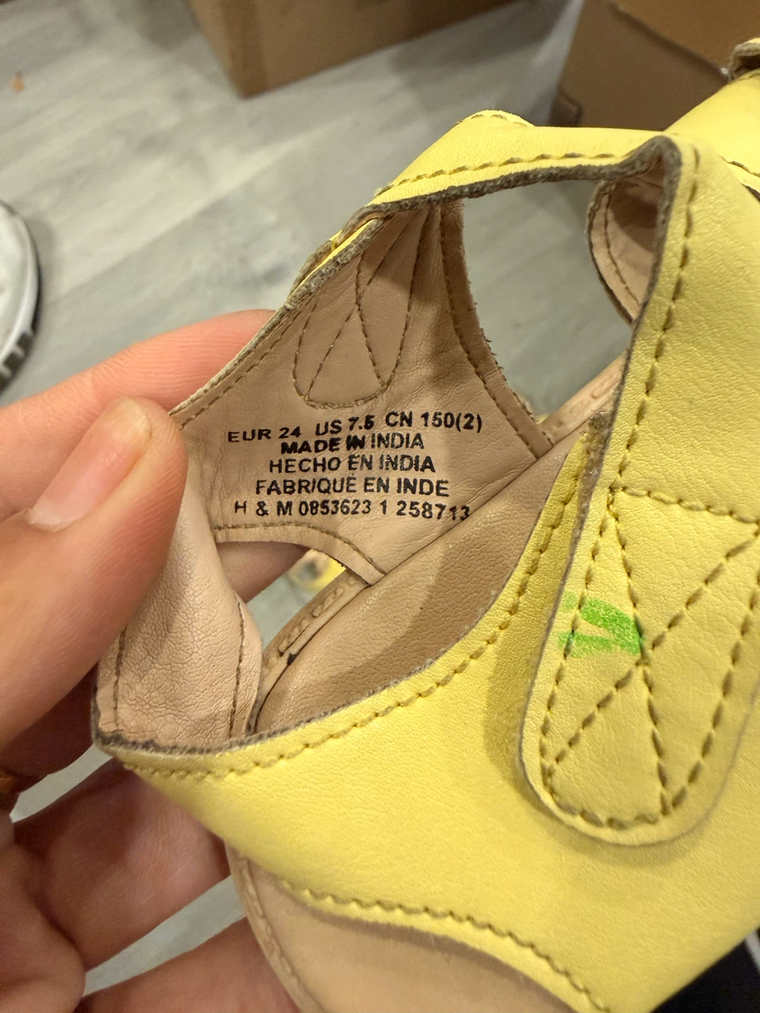 Girls Size 12 George Flats and Sandals - photo 3