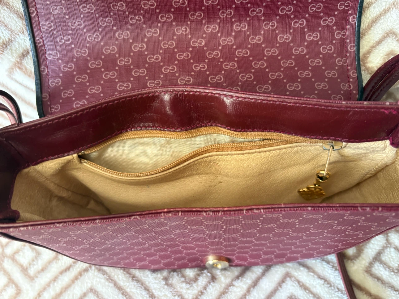 Vintage Gucci Burgundy Micro GG Crossbody Bag - photo 5