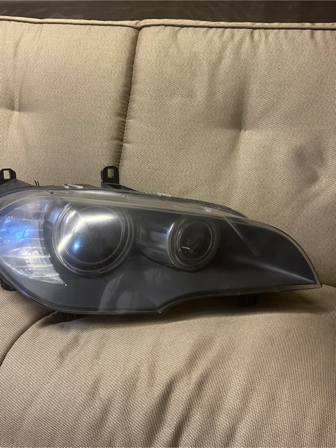BMW X5 E70 2007-2010 Xenon passenger headlight