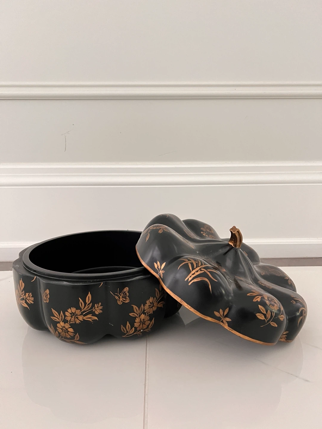 Decorative Black and Gold Floral Footed Trinket Box - photo 2