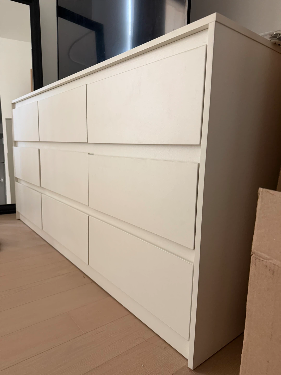 9-drawer white dresser - photo 3