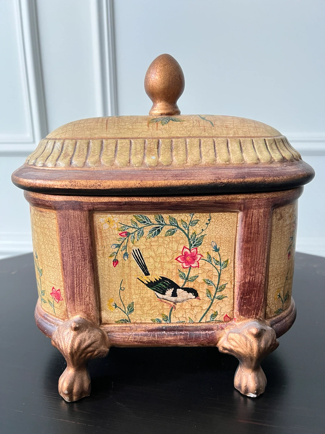Vintage Decorative Ceramic Trinket Box