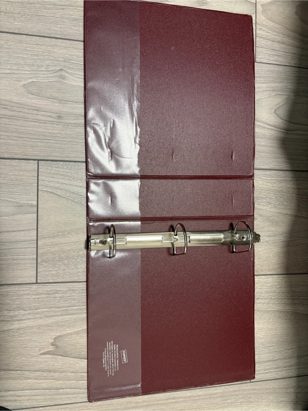 Staples Maroon 3-Ring Binder 🏈 - photo 2