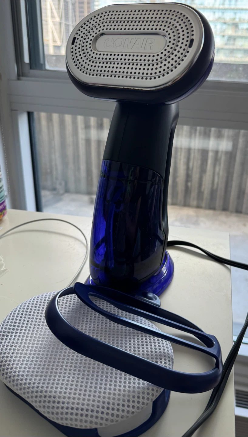 Conair handheld garment steamer