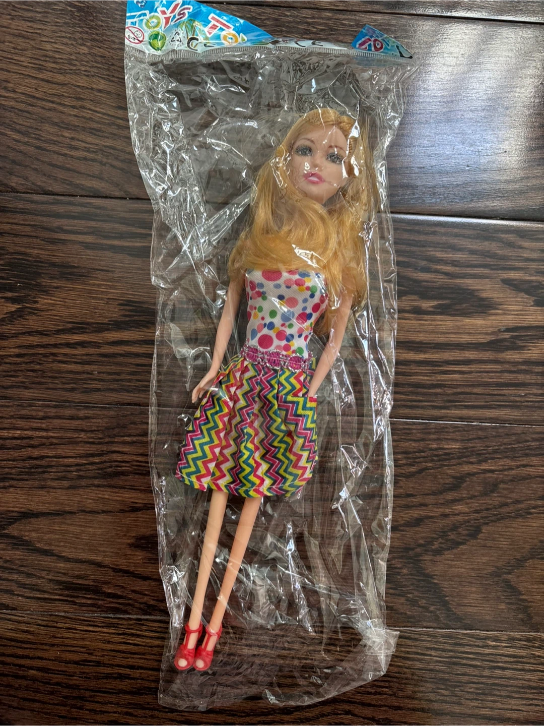 Assorted Novelty Toys and Action Figures - photo 4