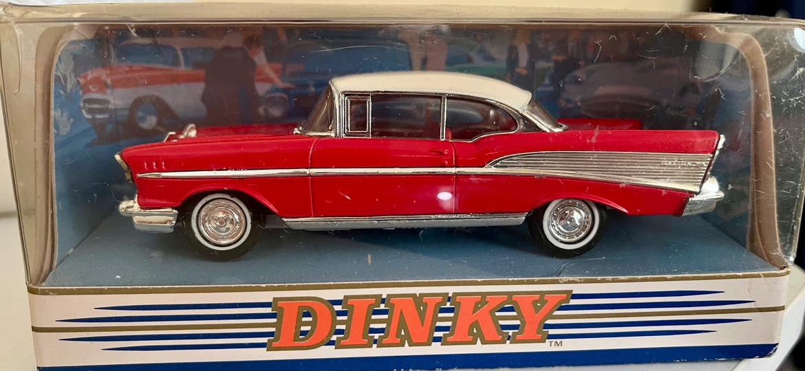 Dinky Collection 1957 Chevrolet Bel Air - photo 2