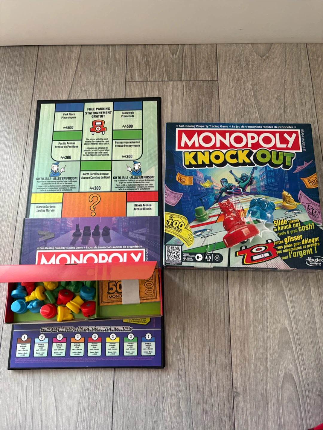 Monopoly Knock Out Board Game 🏈 - photo 2