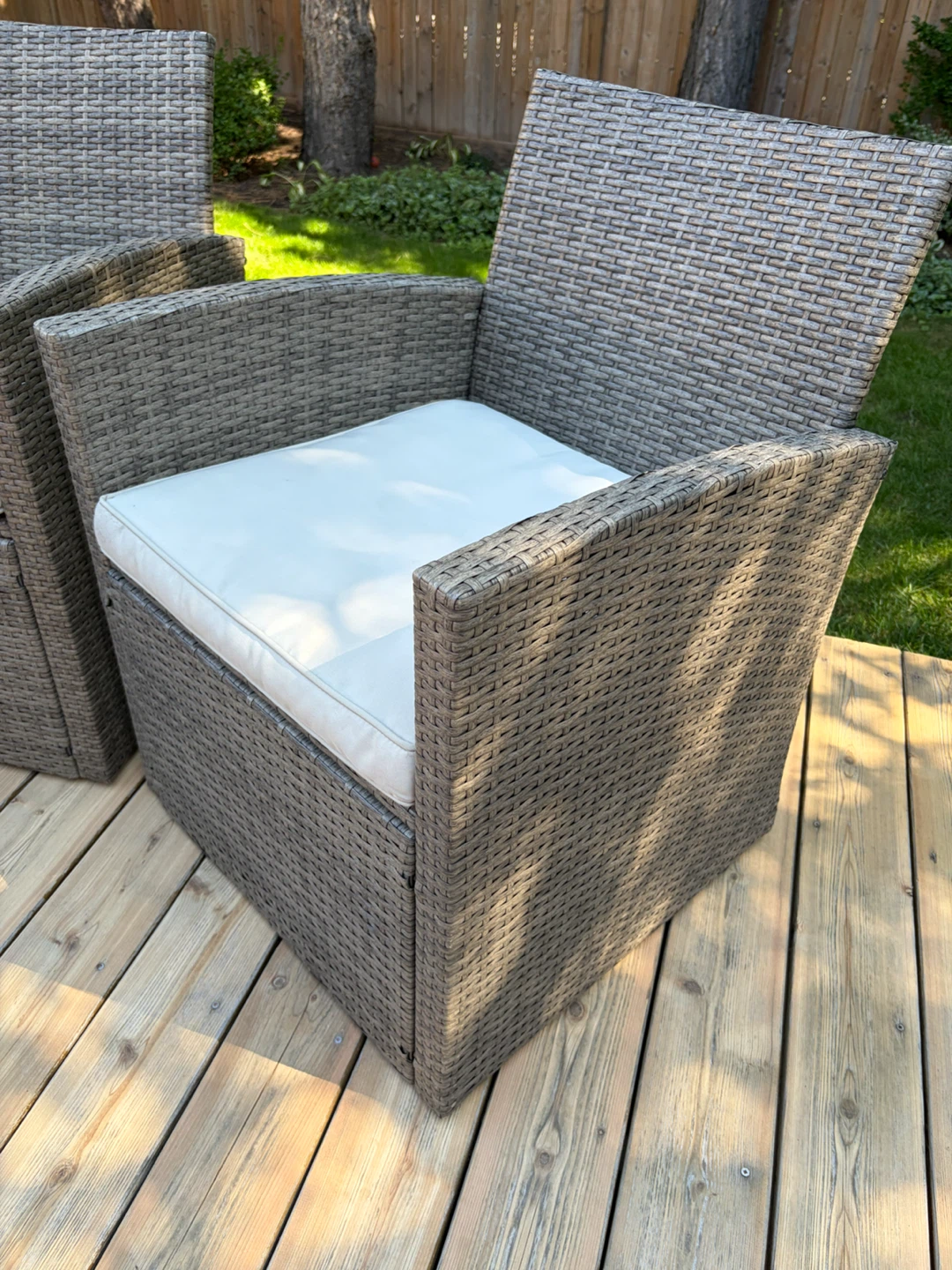 Set of 6 Grey Wicker Patio Chairs - photo 3