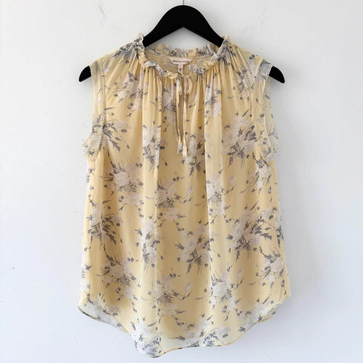 Rebeccaa Taylor 100% Silk Sleeveless Blouse