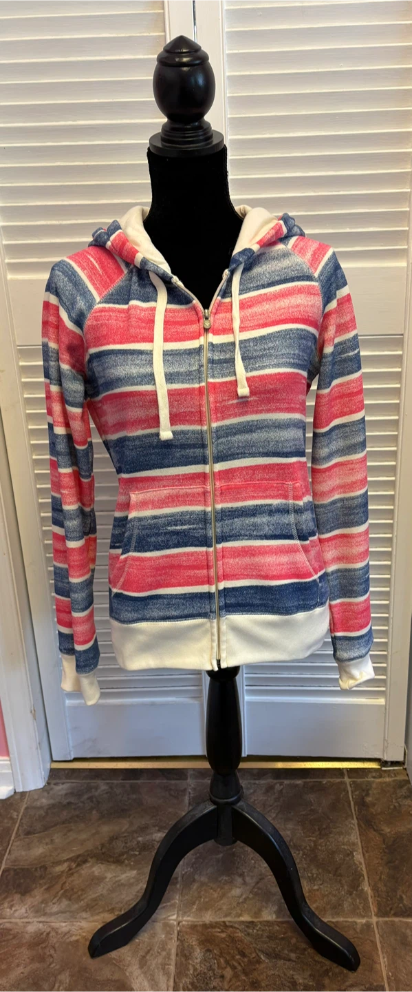 ✨✨Bluenotes Striped Zip-Up Hoodie