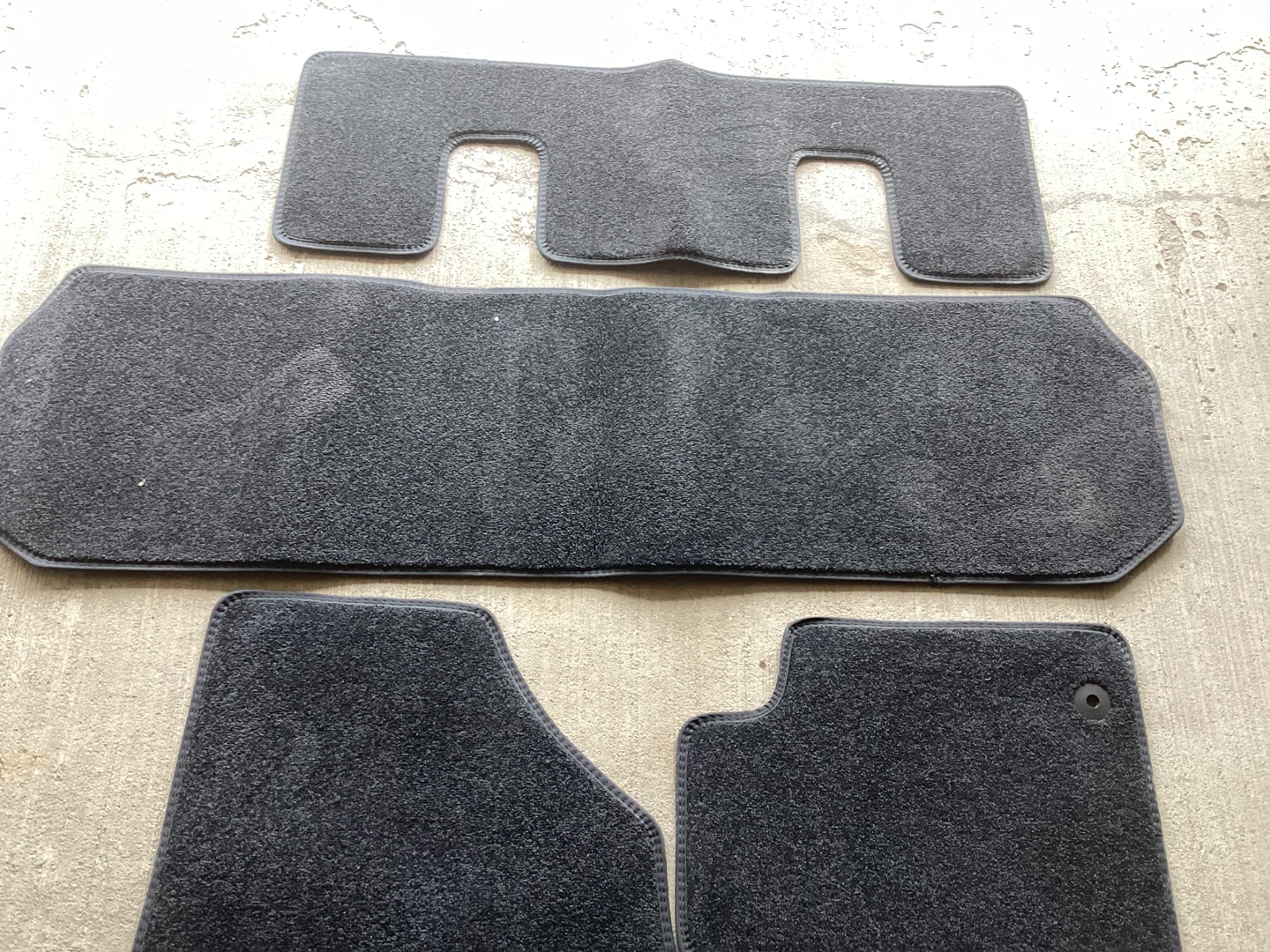 2025 Buick Enclave new car mats unused