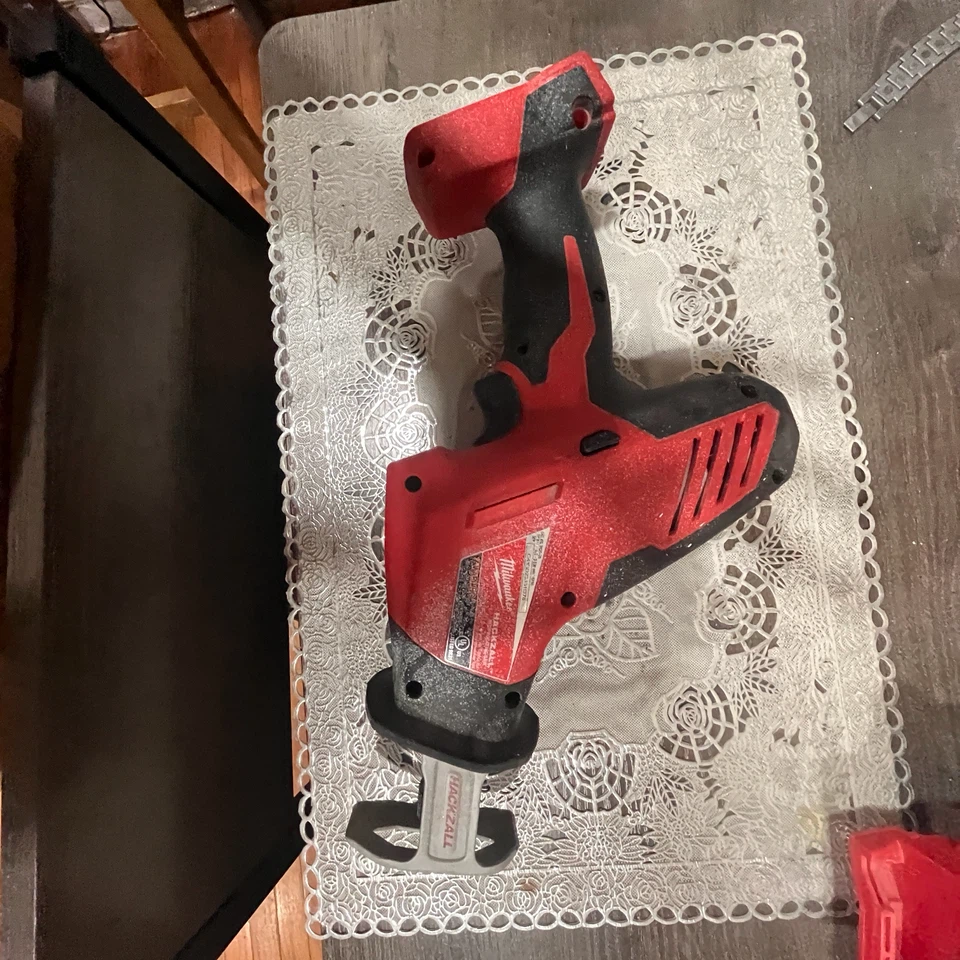 Milwaukee M12 Hackzall Reciprocating Saw